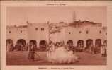 Carte Postale Ancienne De GHARDAIA : Fantasia Sur La Grande Place. - Ghardaia