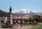 SALLANCHES  (Haute Savoie) -  Place Charles-Albert Et Le Mont-Blanc    (a Voyagé En 1972) - Sallanches