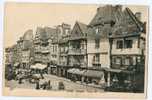 22 - LANNION. Vieilles Maisons. Place Du Centre. - Lannion