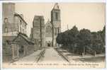 35 - DOL. La Cathédrale. Façade Et Jardin Public. - Dol De Bretagne