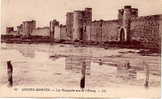 AIGUES MORTES - Les Remparts Vus De L´Etang - Aigues-Mortes