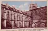 CPA DE LA CHAISE DIEU - ENSEMBLE DE L'EGLISE ABBATIALE - La Chaise Dieu