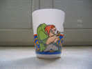 Petit Verre (9 Cm De Haut)  : "Le Bossu De Notre-Dame" De Walt Disney. Copyright Walt Disney - Art De La Table