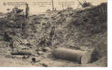 Ruines Du Mont KEMMEL 1914-18  - Au Sommet Du Mont - Un Trou De Mine Et Son Contenu - Heuvelland