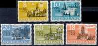 PAYS-BAS Poste 0817 à 821 ** Eglises Kirche Church Eglisa Surtaxe - Unused Stamps