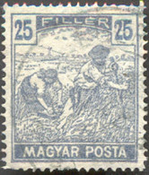 Pays : 226,1 (Hongrie : République (1))  Yvert Et Tellier N° :  225 (o) - Used Stamps