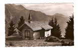 LES HOUCHES - Chapelle De Merlet. Au Fond, Le Col De Voza. - Les Houches