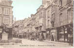 23 - CREUSE - AUBUSSON - MONUMENT & GRANDE RUE ANIMEE - ANNEE 1930 - PHOTO LUQUET - Aubusson