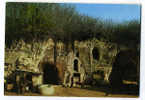 Rochemenier Louresse, Village Troglyditique, Le Couvent De La Lau - Doue La Fontaine