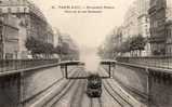 75 PARIS XVII Boulevard Pereire, Pont De La Rue Guersant, Train Vapeur, Locomotive, Beau Plan, Ed Cadot 61, 190? - Arrondissement: 17