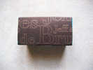 Boite Des Chocolats Jeff De Bruges (7cm De Long Sur 3 Cm De Haut Et 3,5 Cm De Large). TBE. - Dosen