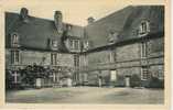 LE CHATEAU COUR INTERIEURE - Carrouges