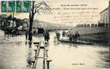 91 - ESSONNE - ATHIS MONS - CRUE DE JANVIER 1910 - INONDATION - TRANSPORT DE CERCUEILS - ATTELAGE -BARQUE- CARTE ANIMEE - Athis Mons