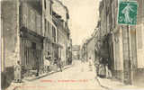 58 - NIEVRE - LORMES - LA GRANDE RUE Coté Sud - BOUTIQUE - COMMERCE - CARTE TRES ANIMEE - POSTEE EN 1908 - Lormes