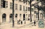 83 DRAGUIGNAN Ecole Supérieure De Jeunes Filles, Animée, Ed Guende 1304, 1906 - Draguignan