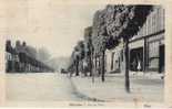 60 NOAILLES Jolie Cpa Animée De La Rue De Paris + Pharmacie Sur La Gauche - Noailles