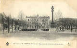 24 - DORDOGNE - RIBERAC - STATUE De La REPUBLIQUE - GENDARMERIE ( Grand Batiment ) - Riberac