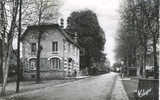 87 - HAUTE-VIENNE - SAINT GERMAIN Les BELLES - POSTE - FACTEUR - POMPE à ESSENCE - Saint Germain Les Belles