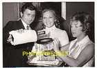 PHOTO DE PRESSE / HC :  Mick MICHEYL , Michel JAZY Et Katia VALERE. 1970  ( 1 ) - Photos