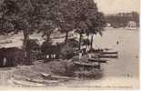 89  VILLENEUVE SUR YONNE  Jolie Cpa Animée. L´ île Et Le Bâteau Lavoir - Villeneuve-sur-Yonne