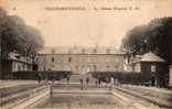 80 VILLERS BRETONNEUX Chateau, Animée, Ed Caron 10, 191? - Villers Bretonneux