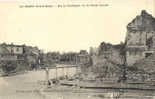 02 - AISNE - CHAUNY - GUERRE 1914*1918 - RUE Du PONT ROYAL - VUE Du MARCHE COUVERT - Chauny