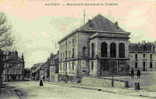 GUERET - Boulevard Carnot Et Le Théâtre - Guéret