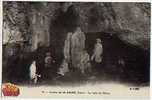 CPA Neuve (38) : Grottes De La Balme: La Salle Du Moine, Animée - La Balme-les-Grottes