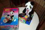 DRUMMER  LE PANDA BATTEUR - Altri & Non Classificati