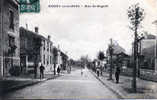 Cpa Rosny Sous Bois (93, Seine St Denis) Rue De Nogent, Animée, 1910. Ed Tremeau à Rosny - Rosny Sous Bois