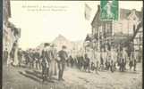 Dannemarie, Guerre 1914-1918, Défilé Des Troupes Devant La Mairie - Dannemarie