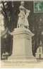 Parthenay - Statue Du Pain De Lefeuvre Sur La Place Du Drapeau, Appelée Avant 1830, Place Sans Pain - Parthenay
