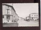 003757 Oradour Sur Glane La Rue Principale édit.van Eyk Rouleau Animée Automobiles Peugeot 203 - Oradour Sur Glane