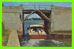 BERMUDES -  PONT SOMERSET BRIDGE - LE PETIT PONT LEVANT - ANIMÉE DE BATEAU - - Bermuda