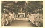 OSSUAIRE PROVISOIRE DE DOUAUMONT INTERIEUR DE LA CHAPELLE ABRITANT PLUSIUERS CERCUEILS - Douaumont