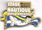 Stade Nautique Departemental Maurice Herzog. Le Nageur - Natación