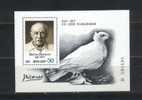 URSS   BF 151  **  (cote 10e )    Picasso  Colombe Oiseaux - Picasso