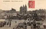 27 LE NEUBOURG Place Du Marché, Coté Ouest, Très Animée, Jour De Foire, Ed Dumont, 1906 - Le Neubourg