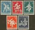 NEDERLAND 1958 OMP Zegel(s) Kind 723-727 #667 Mint Hinged - Nuovi