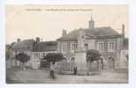 80/  CHAULNES -- La Mairie Et La Statue De Lhomond. - Chaulnes