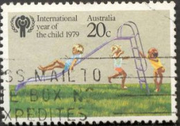 Pays :  46 (Australie : Confédération)      Yvert Et Tellier N° :  669 (o) - Used Stamps