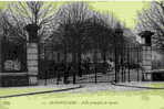 31.- Aubervilliers - Porte Principale Du Square - Aubervilliers