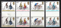 NB128 - INGHILTERRA , LA SERIE N. 872/75 IN COPPIE CON INTERSPAZIO  *** - Unused Stamps