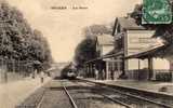 45 BRIARE Gare, Train Vapeur à Quai, Animée, Ed Bodineau, 190? - Briare