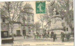 CAVAILLON   Place Du Monument Gambetta - Cavaillon