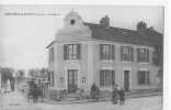 78 // YVELINES / NEAUPHLE LE VIEUX / La Mairie / ANIMEE / Ed Dolbec/ # - Neauphle Le Chateau