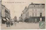 CPA 10 BAR SUR AUBE - Rue Nationale (Animée) - Bar-sur-Aube