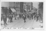 93 // SEINE SAINT DENIS / NOISY LE SEC / CARTE PHOTO, Photo MAZA / Dans Les Rues 17 Mai 1936 / ANIMEE / - Noisy Le Sec