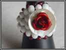 Bague Blanche Et Rouge, Plaque De Nacre, Rose Métal Taille 6,5-7 (54/55) - Rings