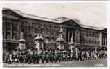 CPSM LONDON Guard's Band At Buckingham Palace - Buckingham Palace